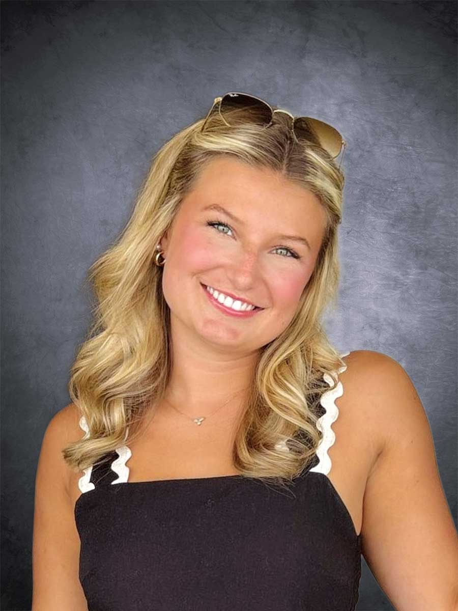 head shot of junior associate Ashlynn Ledford